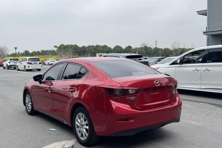 Used Mazda 3 Axela 2017 Sedan 1.5L Automatic Luxury Model Emission Standard China V
