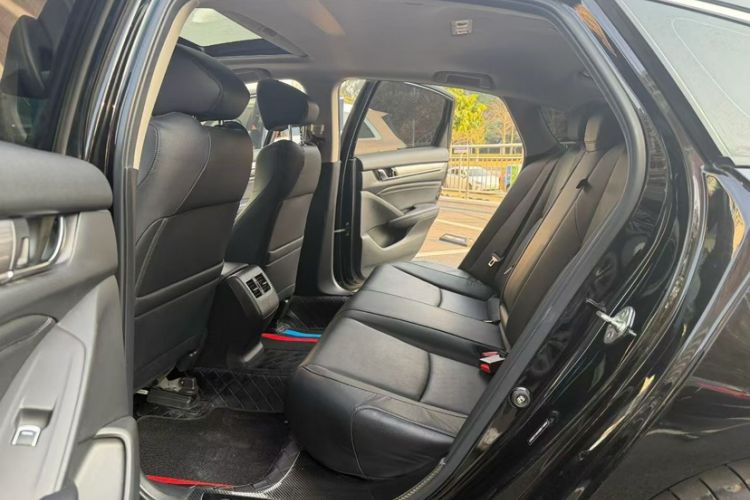 Used Honda Accord 2018 260TURBO Elite Edition China VI Interior 4