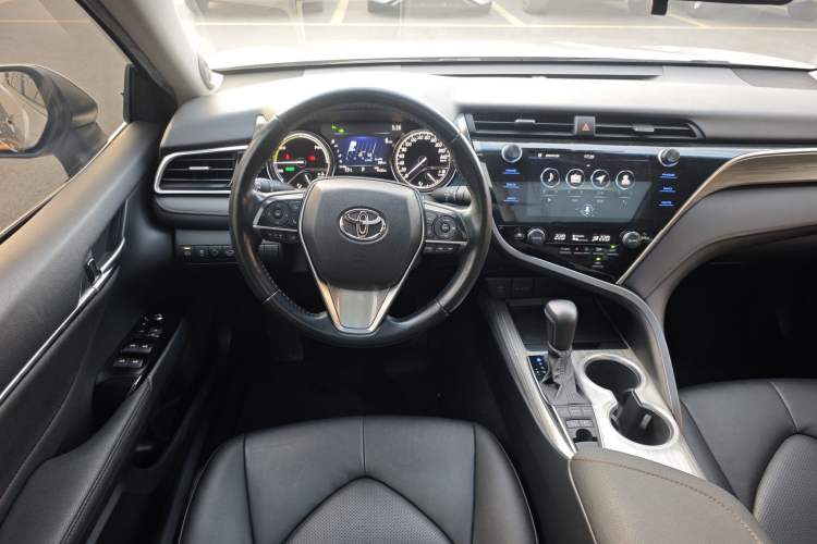 Used Toyota Camry 2019 Revised Version Dual-Engine 2.5 HG Luxury Edition