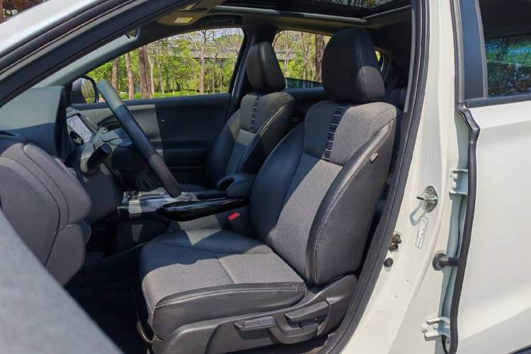 Used Honda XR-V 2021 1.5L CVT Comfort Version Interior 5