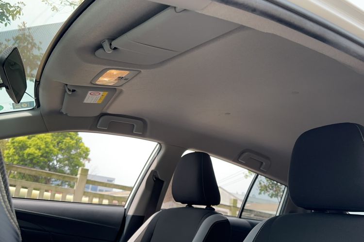 Used Toyota YARiS L Zhi Xuan 2020 1.5L CVT Leading Edition Headliner