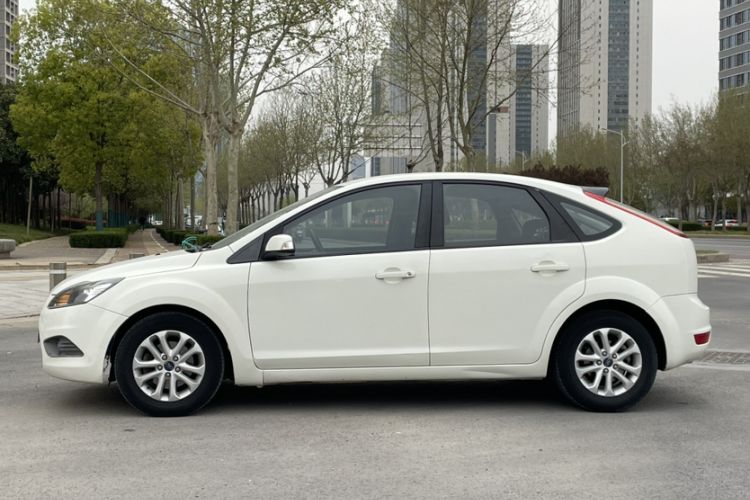 Used Ford Focus 2013 Hatchback Classic 1.8L Manual Base Model