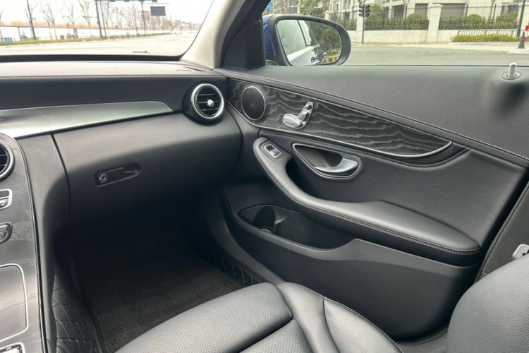 Used Mercedes-Benz C-Class 2019 C 180 L Fashion Edition Sport Version
