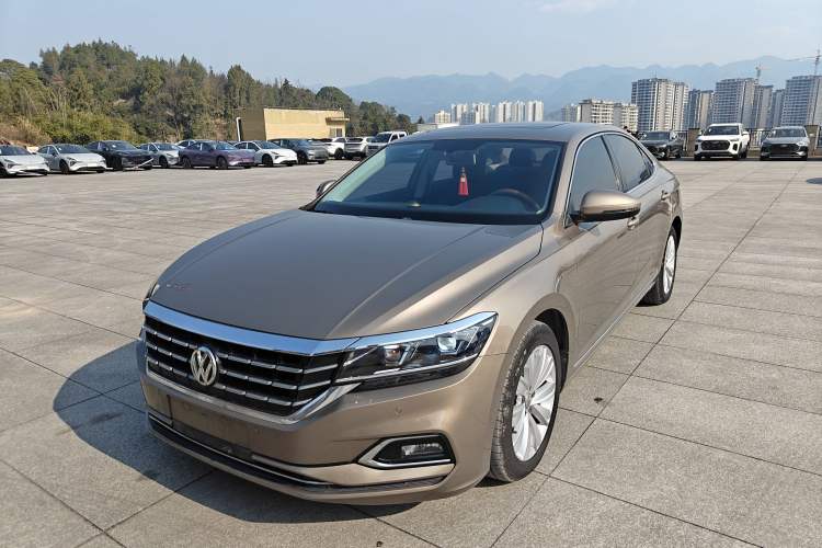 Used Volkswagen Passat 2019 330TSI Elite Edition China VI