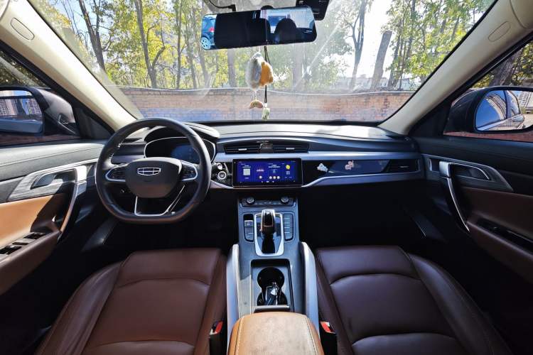 Used Geely Auto Emgrand X7 Sport 2021 1.8TD DCT Two-Wheel Drive Asian Games Edition Interior 7