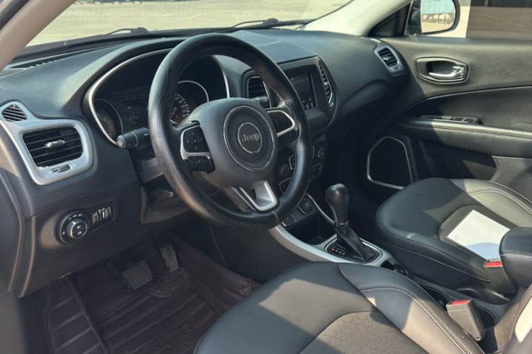Used Jeep Compass 2019 200T Automatic Enjoyment - Connected Large Screen Version