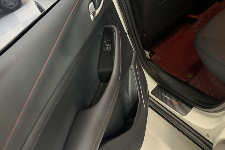 Used GAC Trumpchi GS4 2020 270T Automatic Elite Tech Edition Interior 9