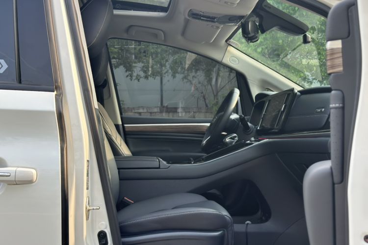 Used GAC Trumpchi M8 2021 Lingxiu Series 390T Ultimate Edition Right Front Seat