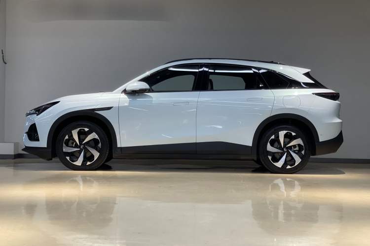 Used ARCFOX Alpha T5 2025 520 MAX
