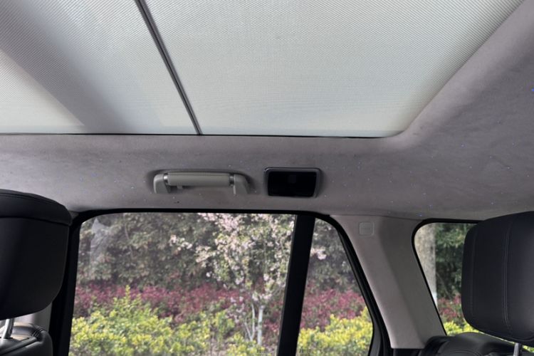 Used Land Rover Range 2021 3.0 L6 Grand Edition Interior 10