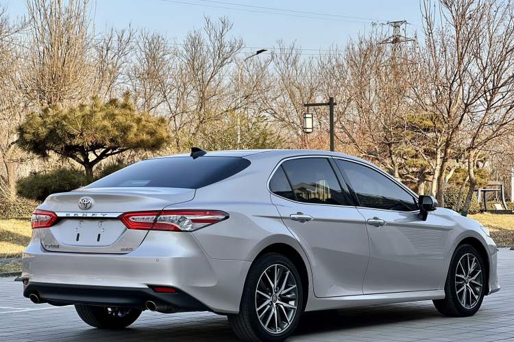 Used Toyota Camry 2021 2.5G Luxury Edition
