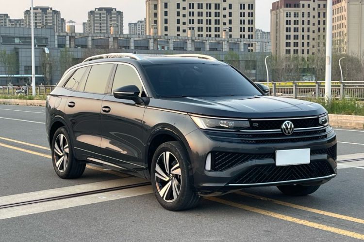 Used Volkswagen Tavendor 2024 380TSI All-Wheel Drive R-Line Cruise Edition
