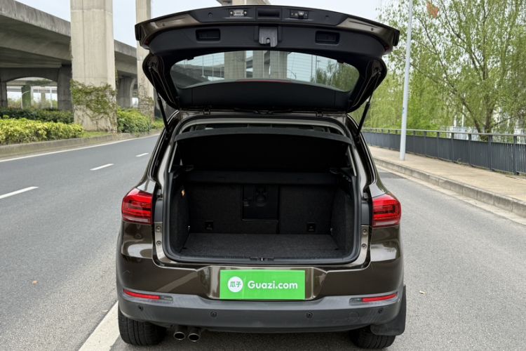 Used Volkswagen Tiguan 2017 300TSI Automatic Two-Wheel Drive Silk Road Comfort Edition Trunk