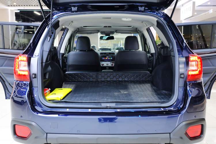 Used Subaru Outback 2017 2.5i Luxury Navigation Edition
