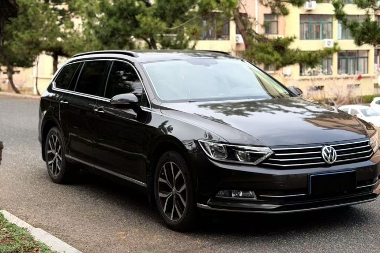 Used Volkswagen Variant 2018 380TSI Two-Wheel Drive Comfort Edition