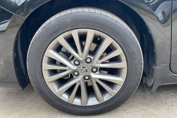 Used Toyota Camry 2016 2.5G 10th Anniversary Deluxe Navigation Edition Exterior 8