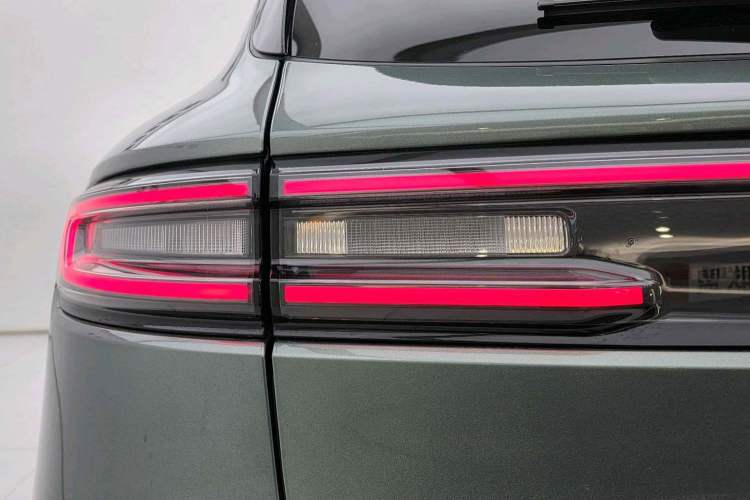 Used Hima AITO M5 2022 Range-Extended Rear-Drive Standard Version