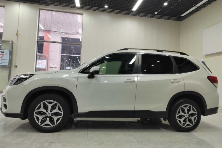 Used Subaru Forester 2019 2.0i Luxury Edition EyeSight Exterior 6