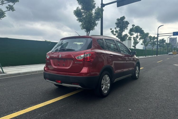 Used Suzuki S-Cross 2014 1.6L CVT Two-Wheel Drive Elite Version
