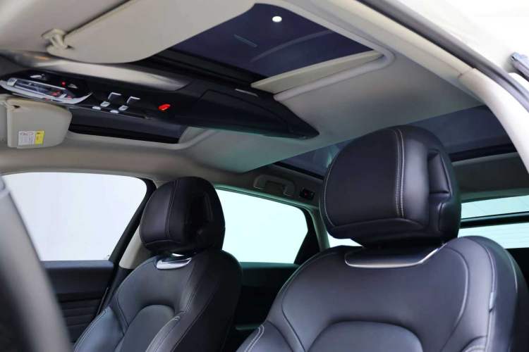 Used DS 5 2018 30THP P-Line Sport Model