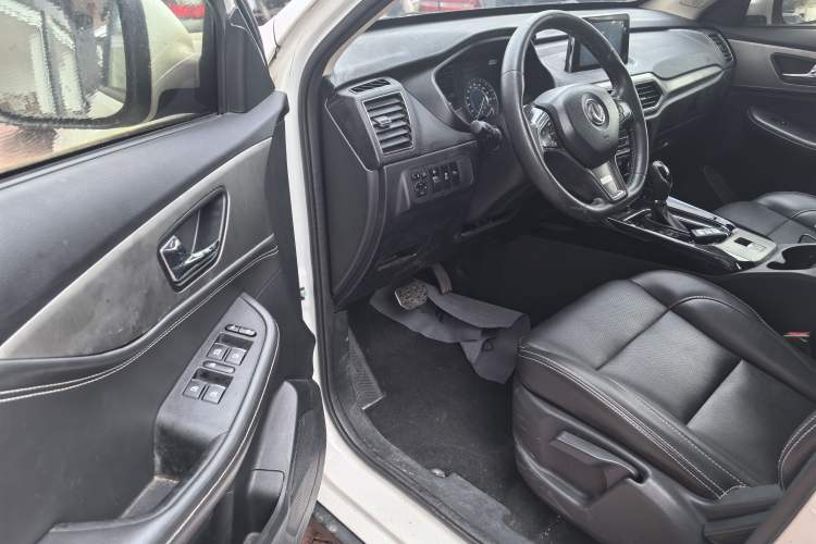 Used Dongfeng Fengon S560 2018 1.8L CVT Prestige Model
