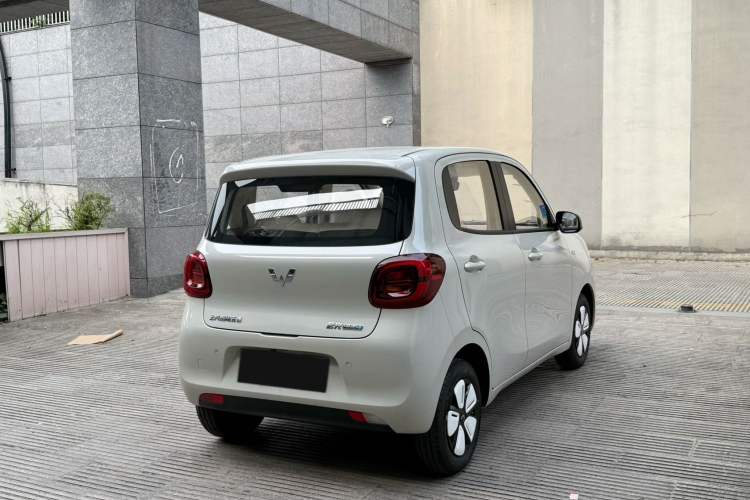 Used Wuling Hongguang MINIEV 2025 Four-Door Version Advanced Edition
