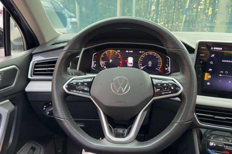 Used Volkswagen Tiguan L 2022 330TSI Automatic Two-Wheel Drive R-Line Enhanced Edition