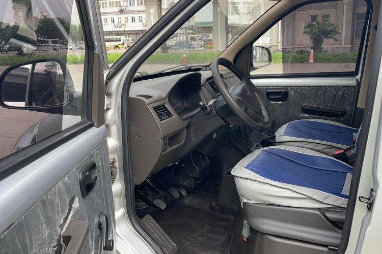 Used Wuling Rongguang S 2023 1.5L Base Version 5/7 Seats