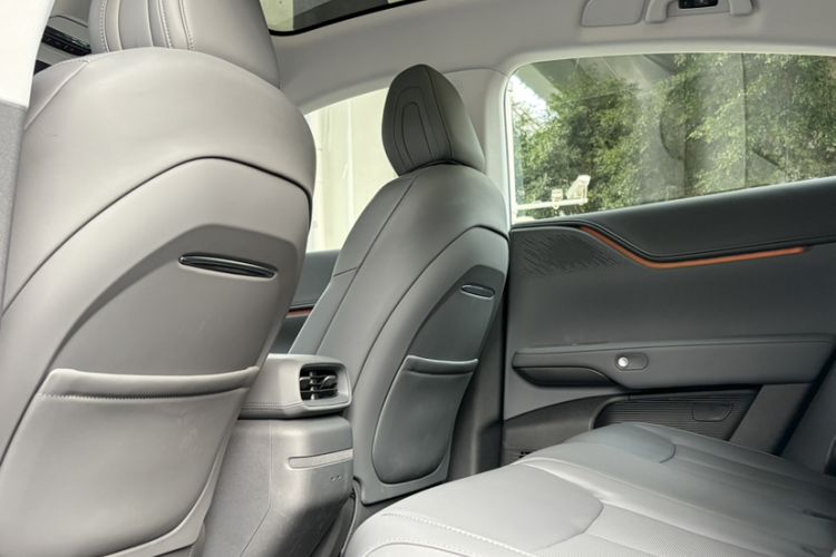 Used XPeng G6 2025 625 Long-Range Max Tech Edition Interior 2