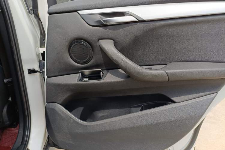 Used BMW X1 2016 sDrive18Li Fashion Model

