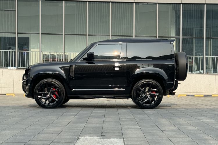 Used Land Rover Defender 2023 90 3.0T P400 XS
