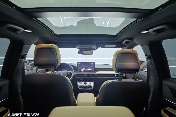 Used Lincoln Corsair 2022 2.0T Two-Wheel Drive Luxury Edition Interior 6