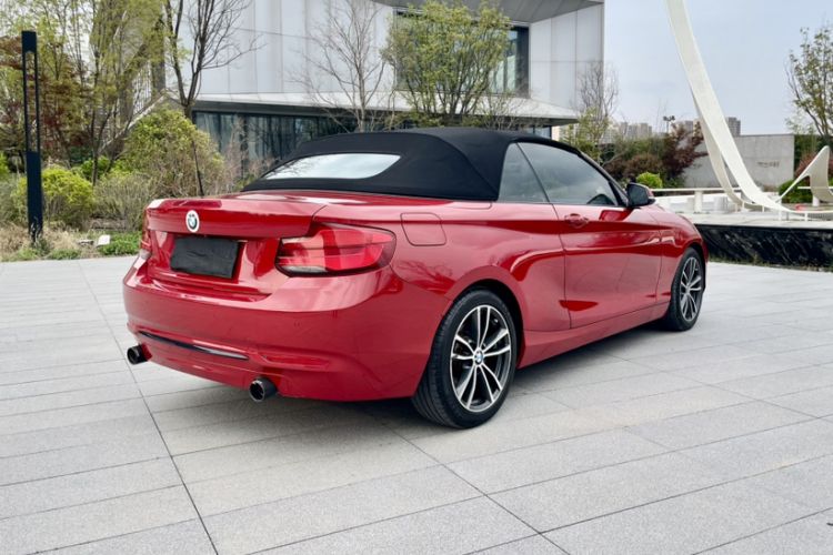 Used BMW 2 Series 2018 220i Convertible Coupe Sports Design Package Exterior 8