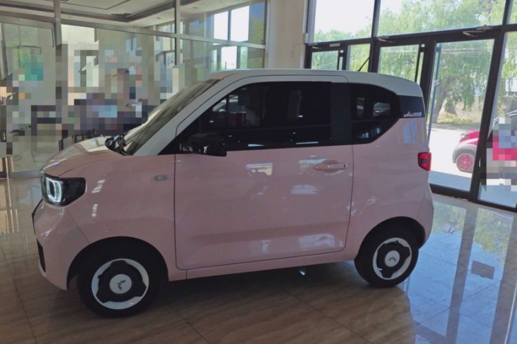 Used Wuling Hongguang MINIEV 2021 Macaron Premium Model – Lithium Iron Phosphate