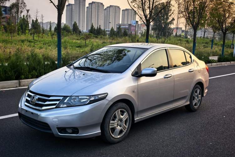 Used Honda City Classic 2012 1.5L manual Comfort version