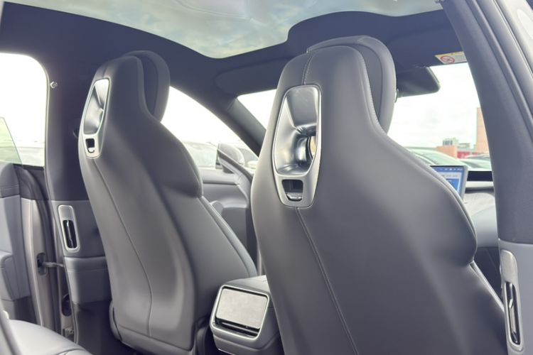 Used Xiaomi Auto YU7 2025 Ultra-Long Range All-Wheel Drive Pro Version
