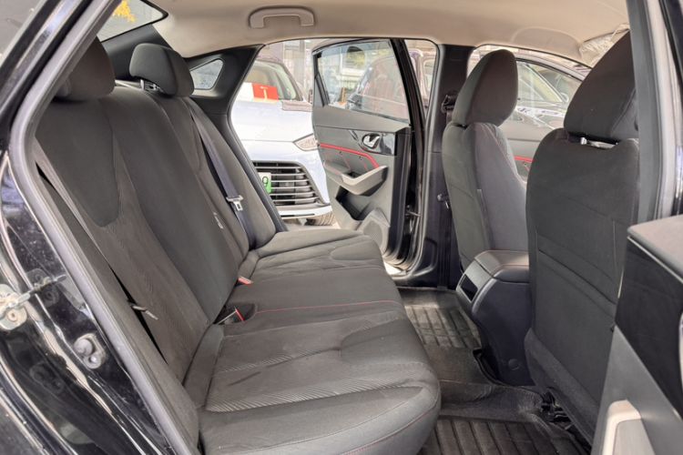 Used Venucia D60 2019 100 000 Glory 1.6L Entry Manual ChenShang Edition China VI