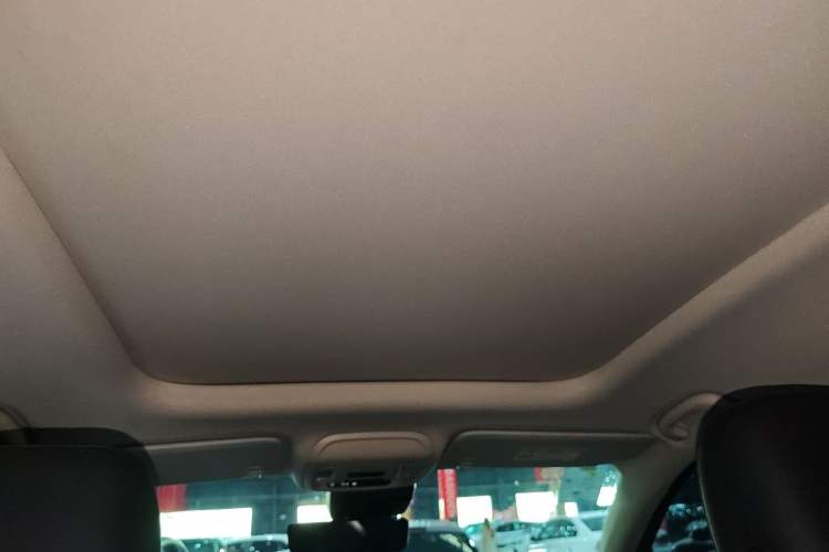 Used Buick Envision 2023 Encore Plus 652T Five-Seat Luxury Model
