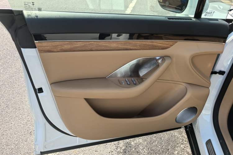 Used Hima Luxeed R7 2024 All-Electric 736 km Ultra