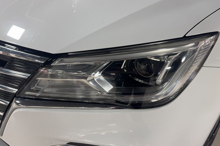 Used Roewe i5 2019 1.5L Automatic 4G Connected Langzhen Edition