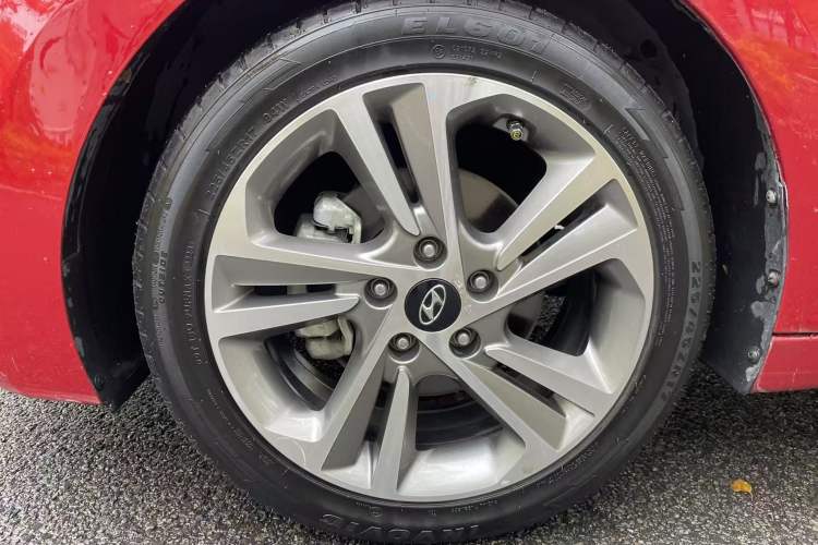 Used Hyundai Elantra (6th Generation / Lingdong) 2016 1.6L Automatic ZhiXuan – Elite Version Exterior 6