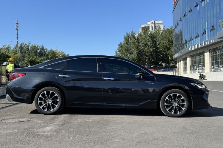 Used Toyota Avalon 2022 Dual-Engine 2.5L Luxury Edition
