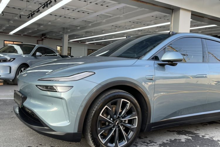 Used ONVO L60 2024 60 kWh Rear-Drive Version