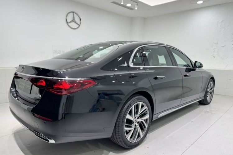 Used Mercedes-Benz E-Class 2024 Refresh E 300 L Stylish Edition