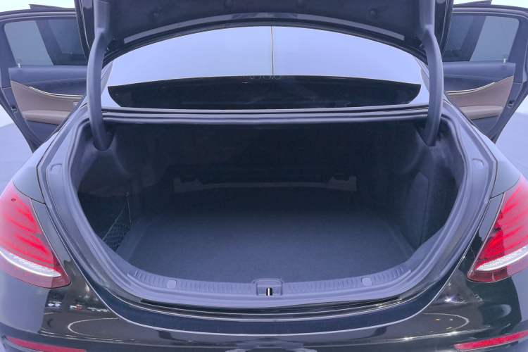 Used Mercedes-Benz E-Class 2018 Restyled E 300 L Sporty and Stylish Edition
