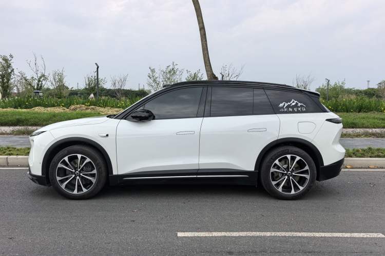 Used Nio ES6 2024 75 kWh Exterior 5