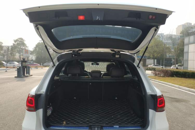 Used Mercedes-Benz GLC 2021 GLC 260 L 4MATIC Luxury Model