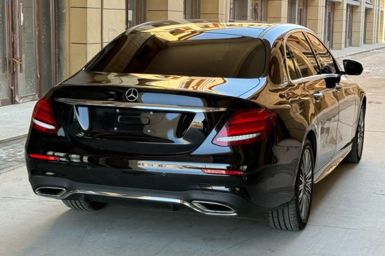 Used Mercedes-Benz E-Class 2019 E 200 L Sport 4MATIC
