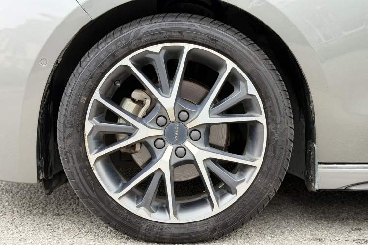 Used Lynk & Co 03 2022 2.0TD DCT JingPro Interior 3