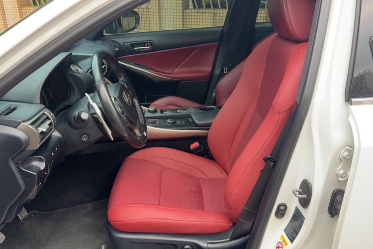 Used Lexus IS 2015 200t F SPORT